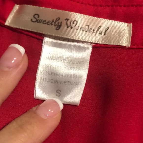 red button up tank - Picture 2 of 2